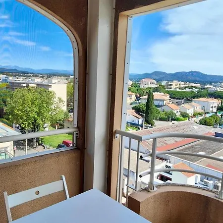 Cozy Studio With Balcony Near Beach Apartmán Fréjus